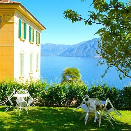 The Lovers - Independent Little House With Garden