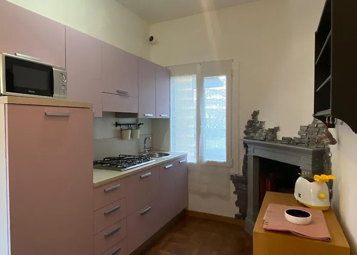 The Lovers - Independent Little House With Garden Casa vacanze