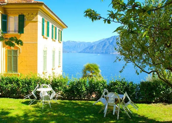 The Lovers - Independent Little House With Garden